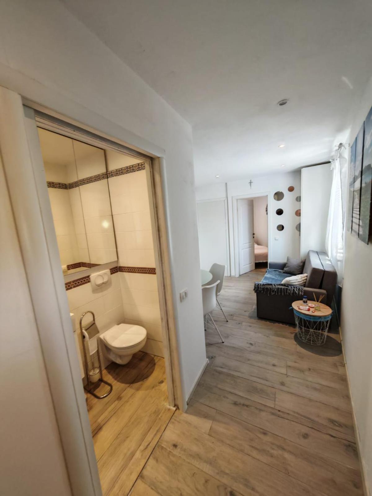 Apartment Luka マトゥリ エクステリア 写真