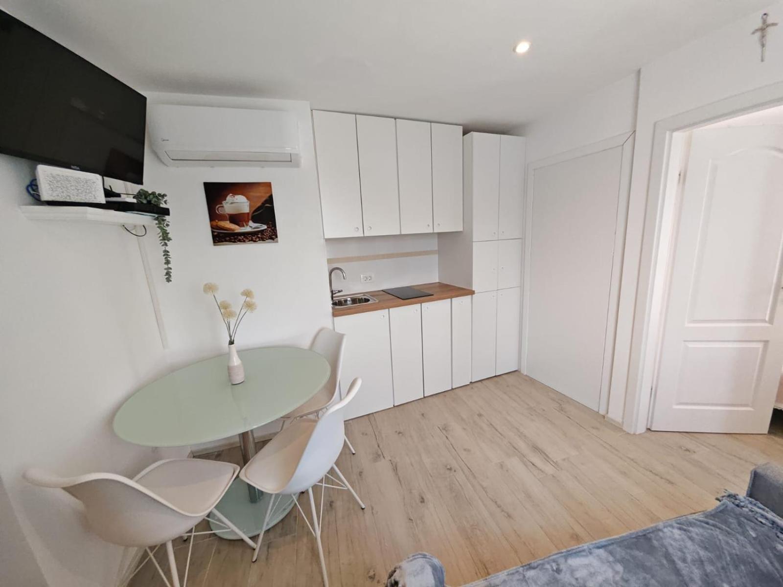 Apartment Luka マトゥリ エクステリア 写真